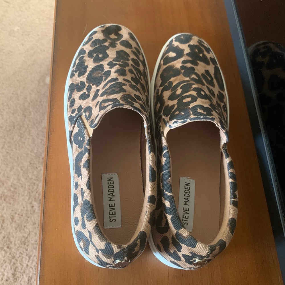 NWOT Steve Madden Leopard Print Shoes - 9.5